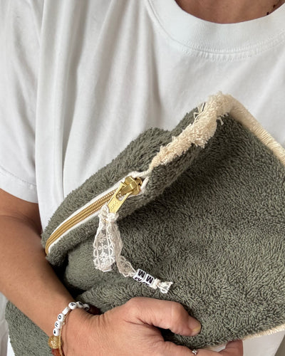 Pochette Éponge Kaki