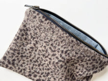 Mini Pochette Laine Léo