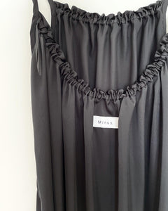 Robe Lulu Black Minus