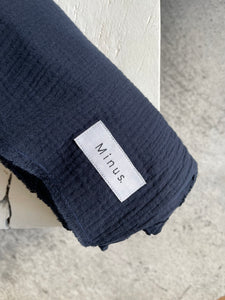 Big foulard MinusMarie noir, navy, latte